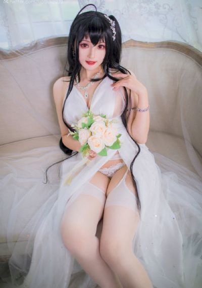 扒开女人下面两片毛茸茸
