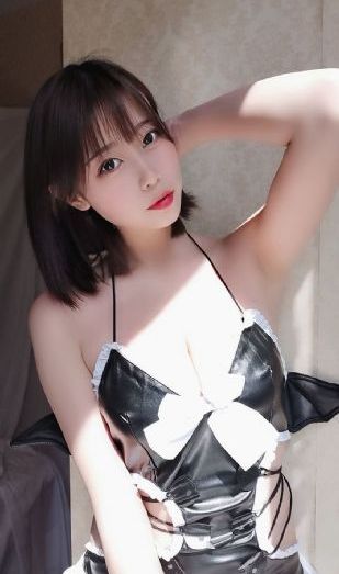 女大学生的沙龙室观看
