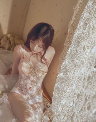 劳拉蒙特斯